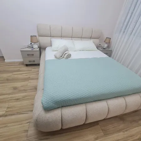 Elite Luxury Tirana 公寓 *
